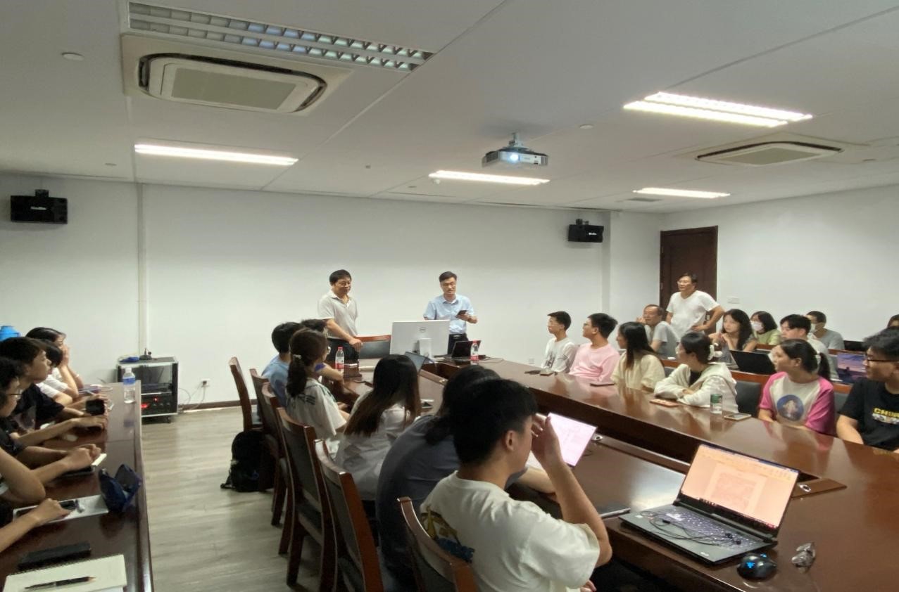 陈恩水教授报告
